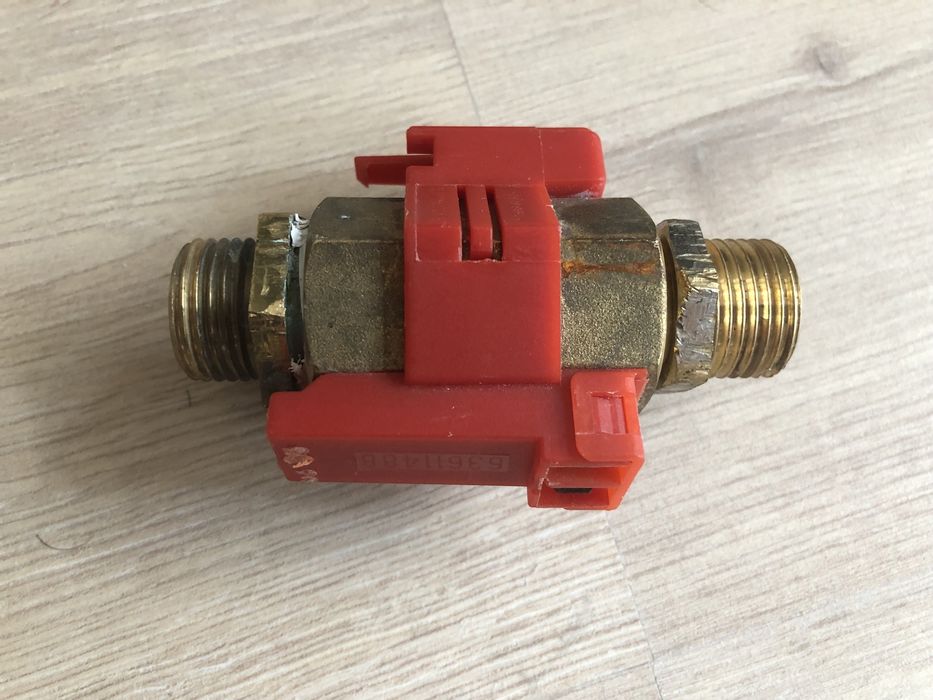 Датчик протока, реле потока