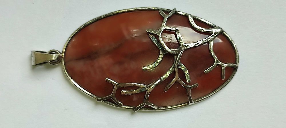 Кулон серебряный с камнем СЕРДОЛИК