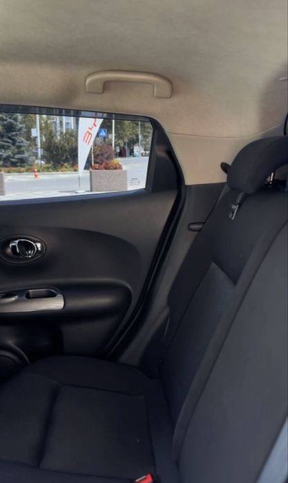 Автомобиль Nissan juke