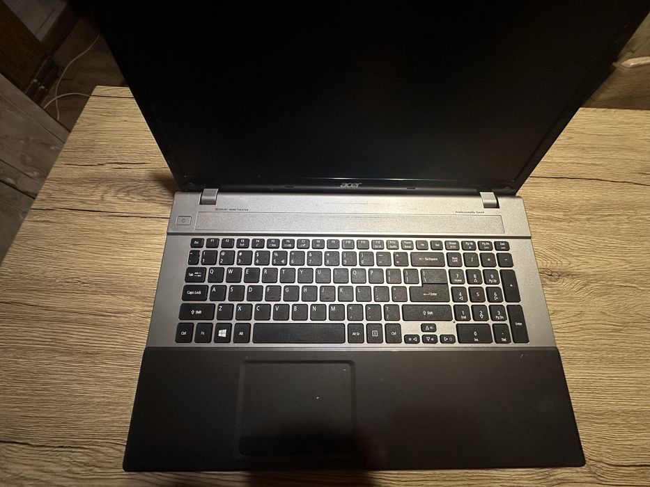 Laptop acer aspire v3 i7