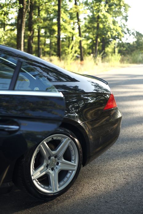 Dezmembrez Mercedes CLS320CDI W219, pachet AMG, capota, aripa, stop