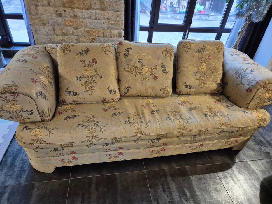 холна гарнитура (фотьойл, двоен и троен диван)