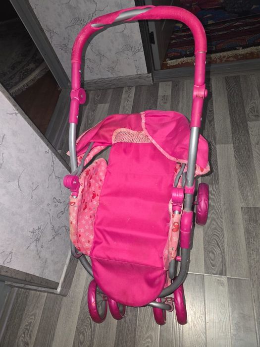 Детская коляска куклы