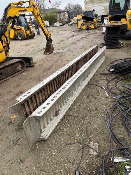 Алуминиеви рампи за строителни машини 4,5м