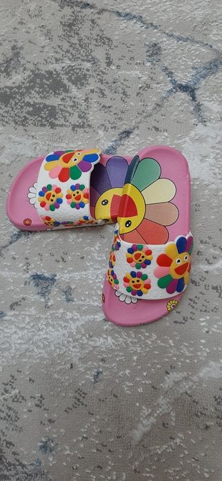 Шлепки детские новые