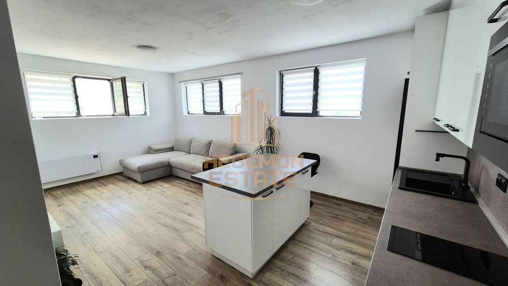 Продава се Тристаен апартамент в к.к. Св.Св. Константин и Елена - 80 кв.м за 2188 €/кв.м - Снимка #3