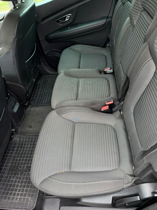 Renault Grand Scenic 7 locuri