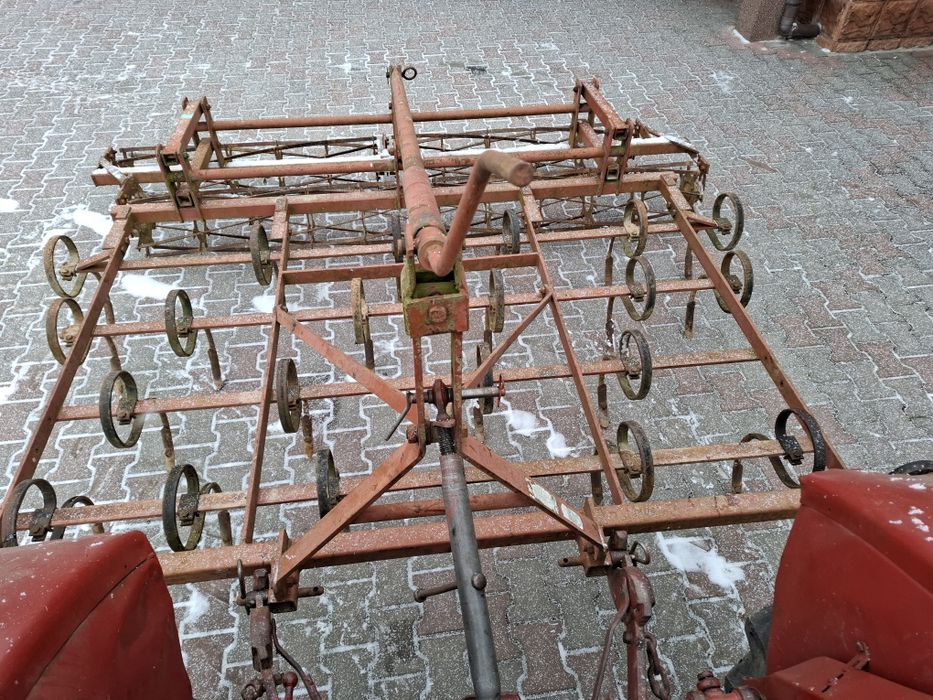 Cultivator,combinator