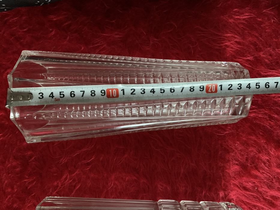 3 различни стъклени/кристални вази, чаши и сервизи/комплекти