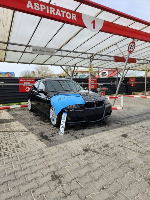 BMW E90 325d (3.0d)