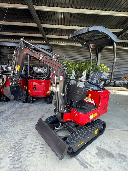 Miniexcavator diesel pe senile, 1000 kg, Livrare din stoc, Sapat santuri, excavari, Garantie