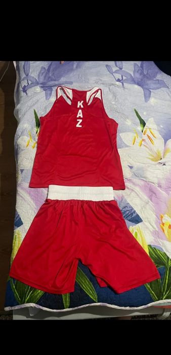 Боксерские обувь и форма