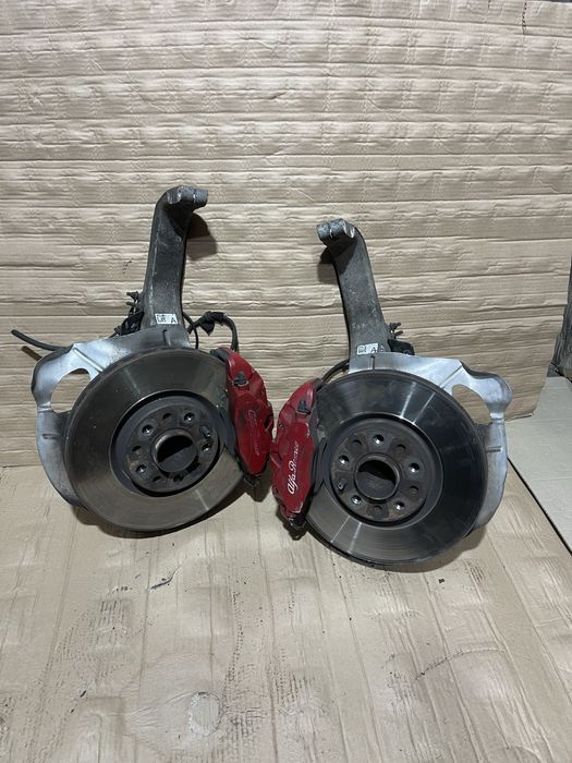 Fuzeta dreapta stanga Alfa Romeo Giulia 2.2 2017 etrier 00505397420