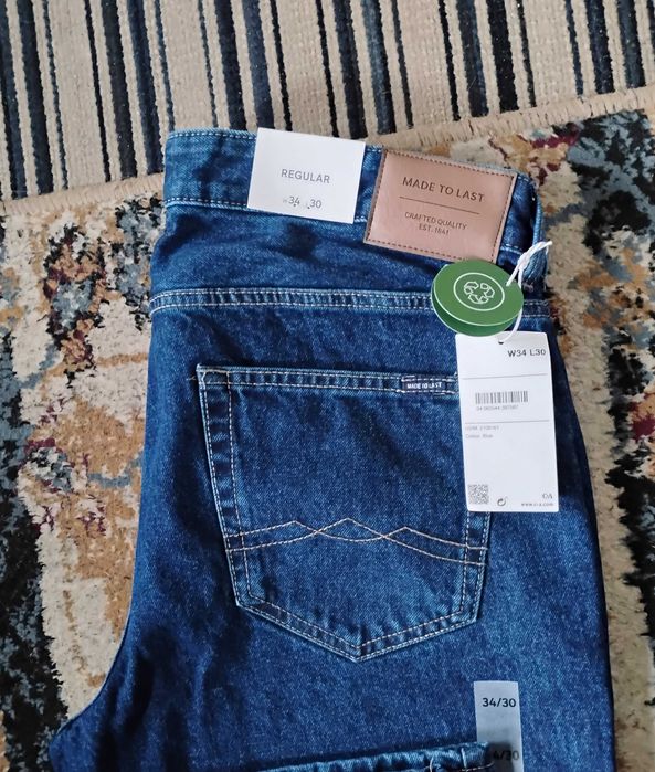 Vând blugi bărbați