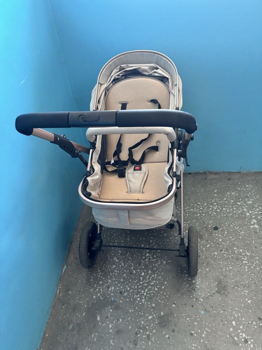 Продам детскую коляску