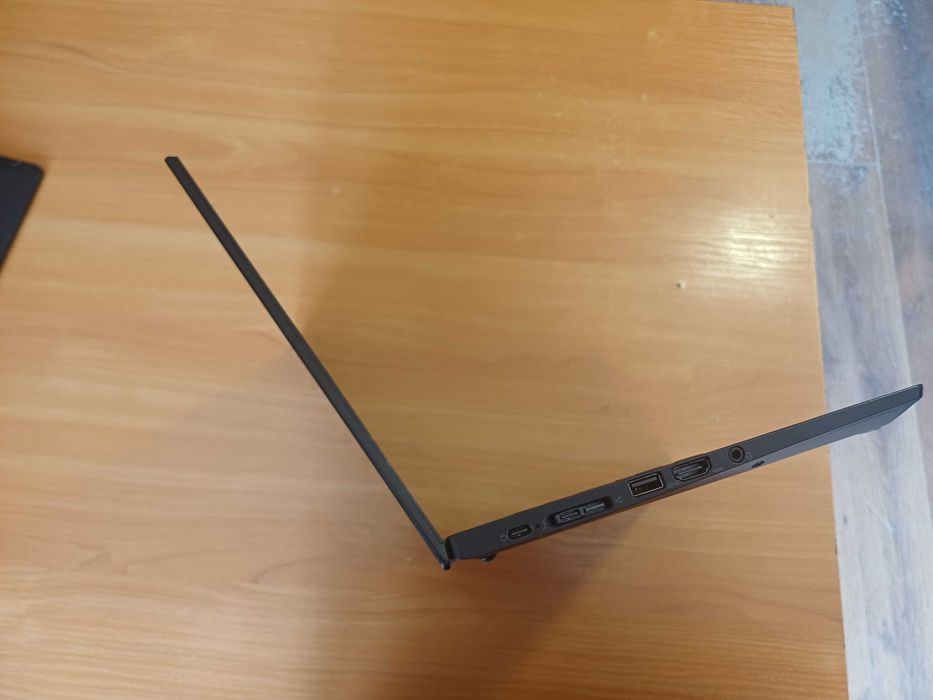 12.5`IPS Touch Lenovo X280 Core™i7-8th/8GB DDR4/256GB SSD NVme