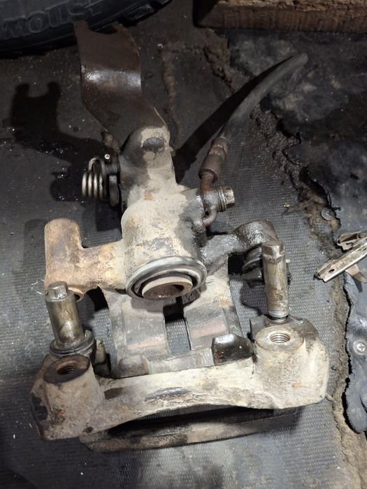 Задний супорта мазда кронос