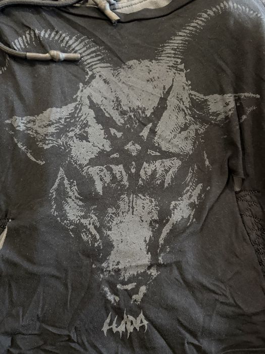 Горнище на LUDA.