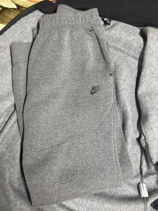 Trening Nike Tech Fleece