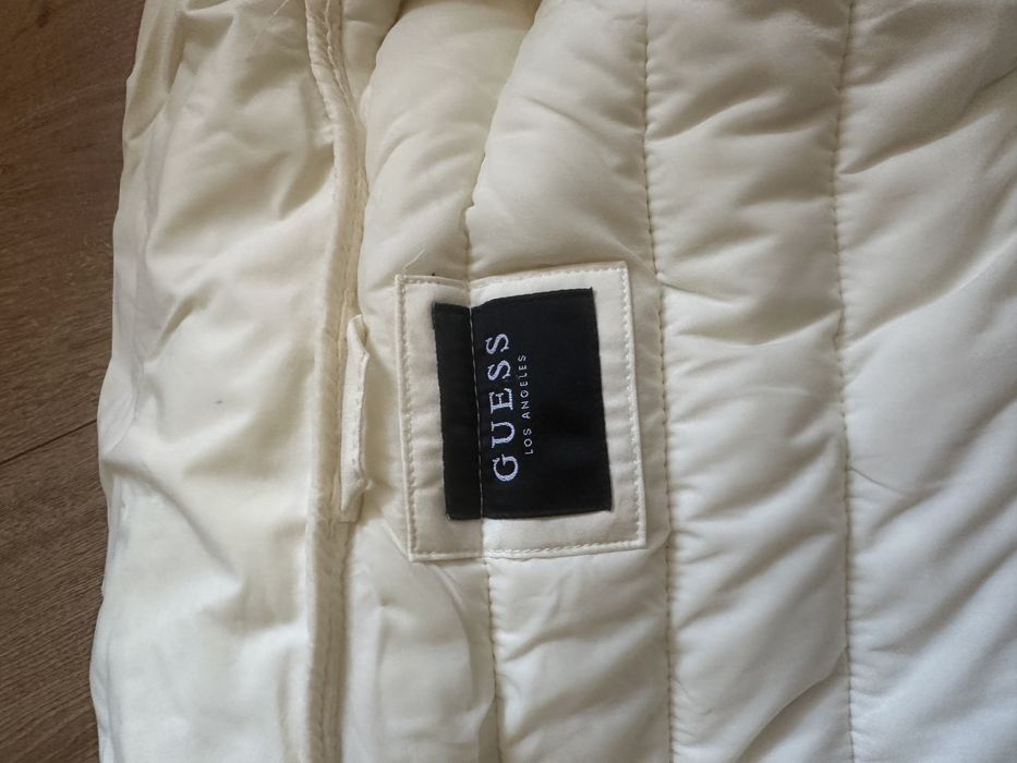 Дамско яке GUESS