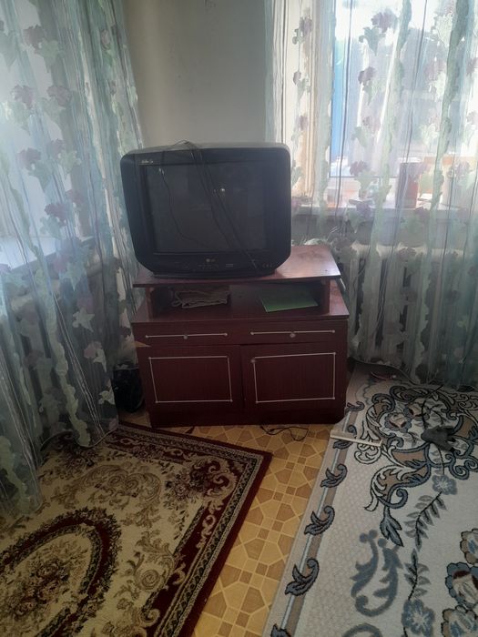 Продам телевизор