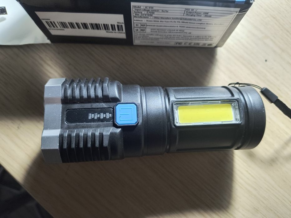 lanterna COB reîncărcabilă NOU