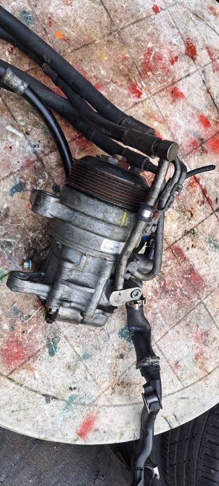 Pompa servo BMW F01 F02 motor 4.4i cod 678890903