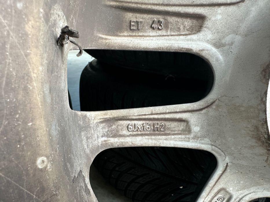 Джанти с гуми за VAG група 215/60/16