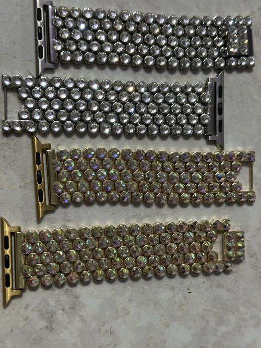 Продам браслеты  на apple watch 8. 45мм