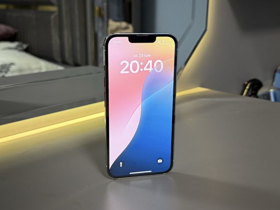 • Vand IPhone 13 Pro Silver [ 128Gb ]