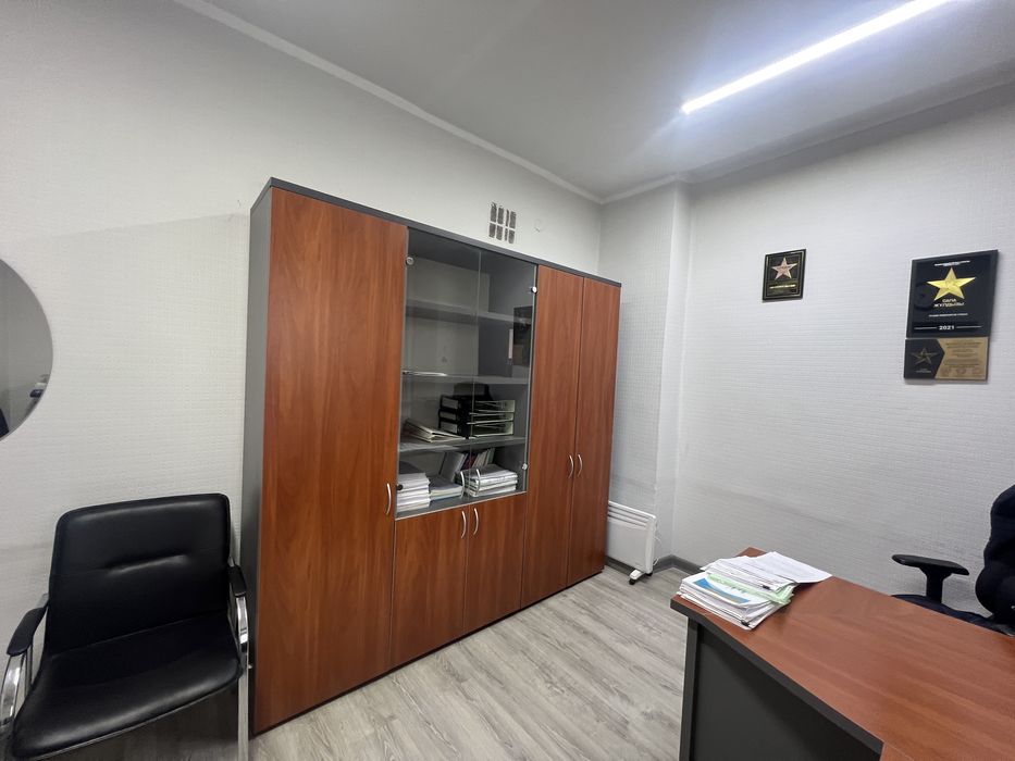 Продам офисную мебель