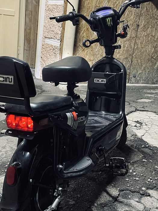 Электроскутер/Электромопед SK8