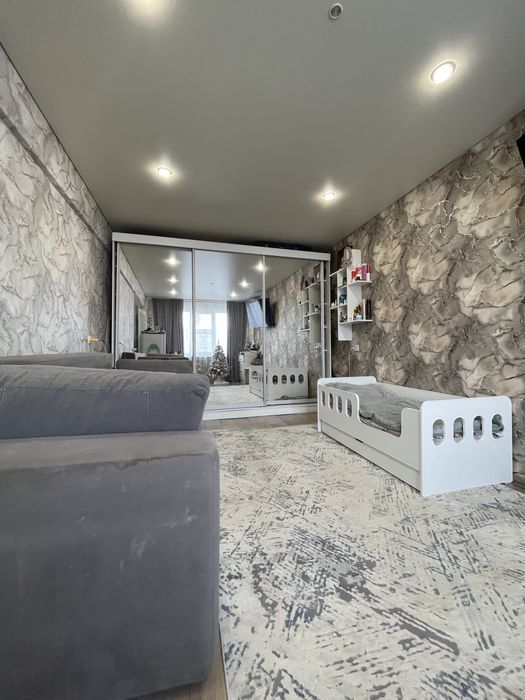 Продам полуторку на Астана 8/2