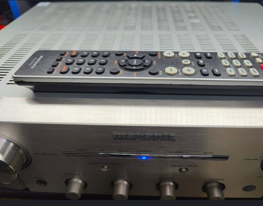 Marantz 7003 + telecomanda originală,impecabil