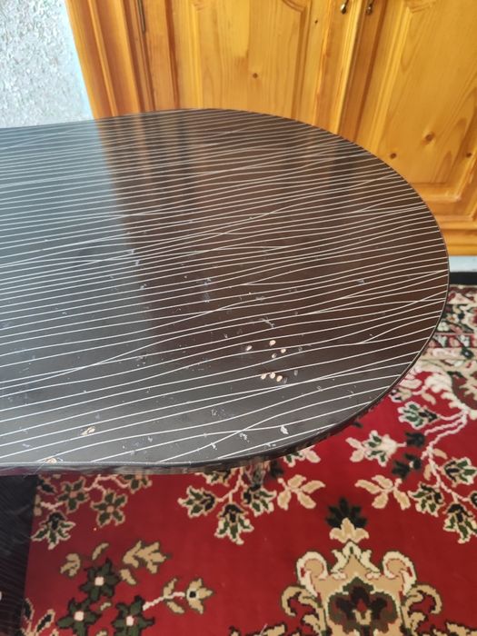 Маникюрный стол .