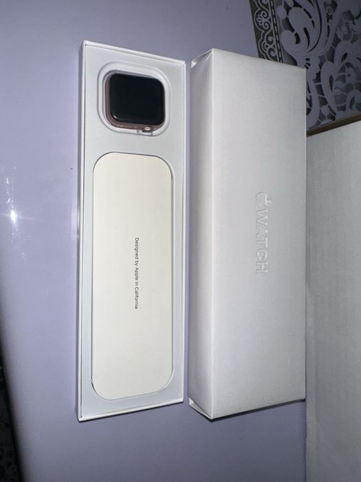 Apple Watch Series 11, 42 мм
