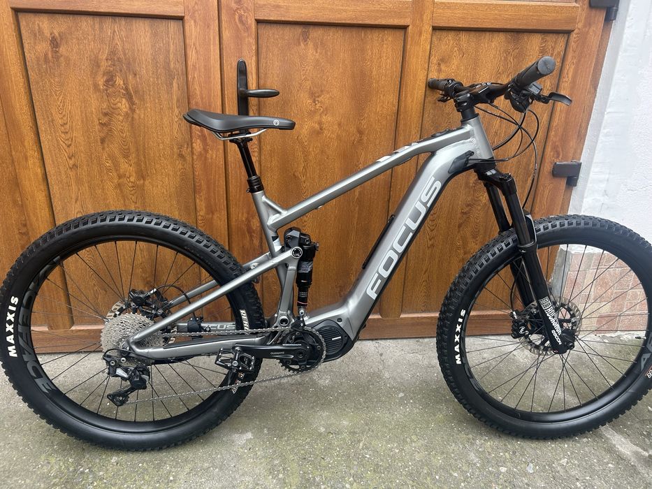 Full suspension Focuss Jam 2 e-bike 2024 Targu-Mures • OLX.ro