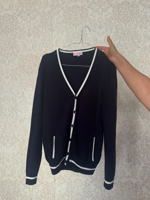 Продам кардиган новый