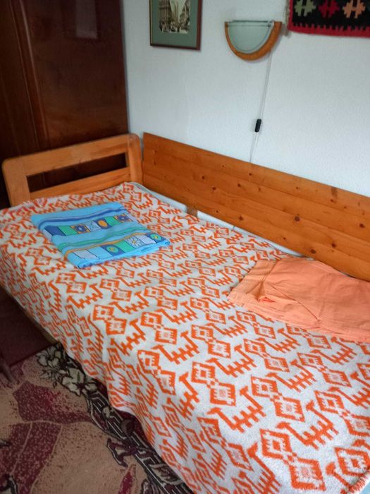 Paturi pentru 1 persoana, lemn masiv pin