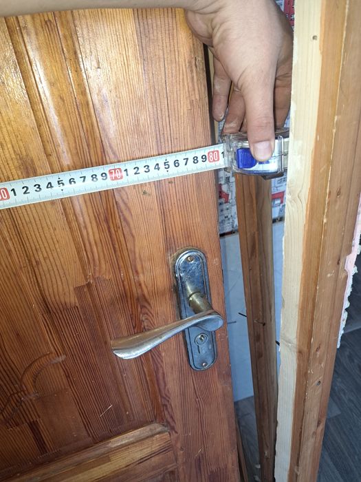 Продам двери межкомнатные