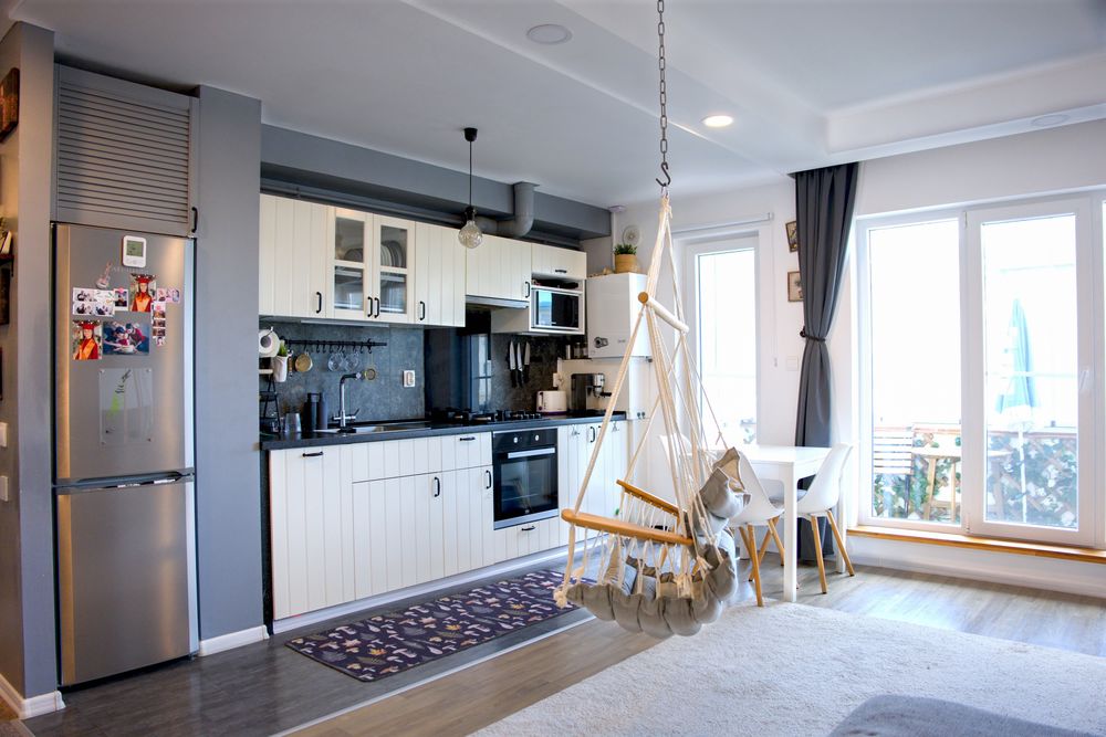 DIRECT proprietar | Comision 0% | Apartament 2 camere + Parcare | Vedere Piscină | Cosmopolis