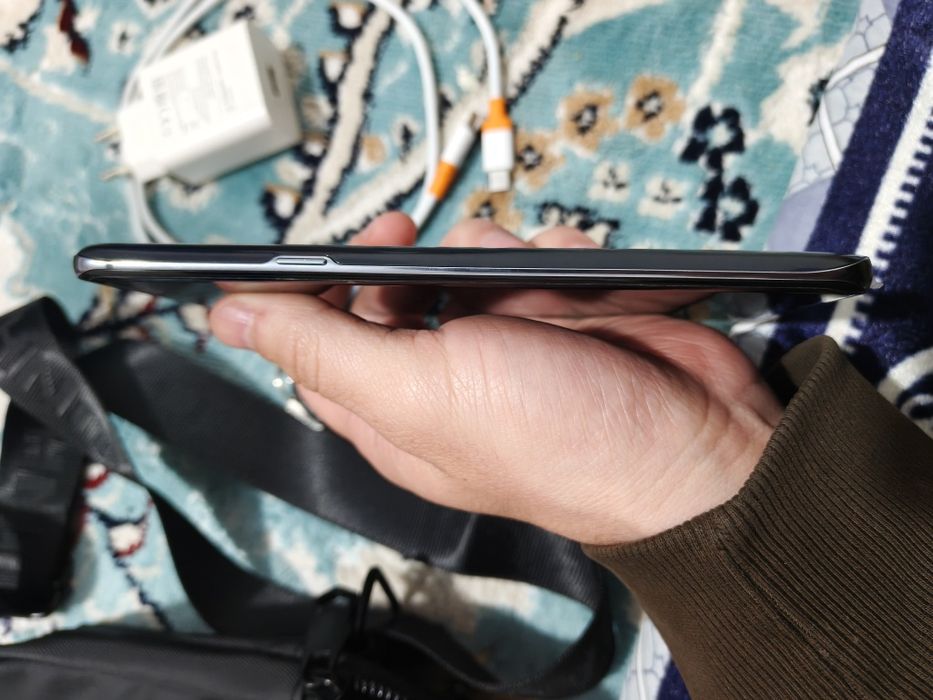 Самсунг s10 сатылады