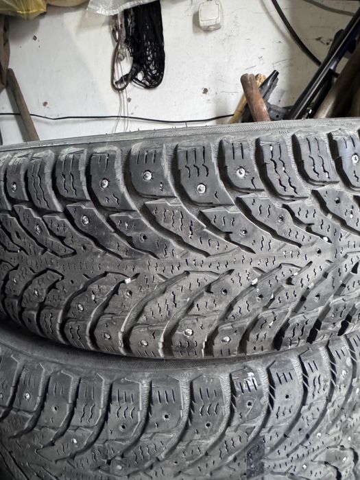 Комплект зимних шин nokian
