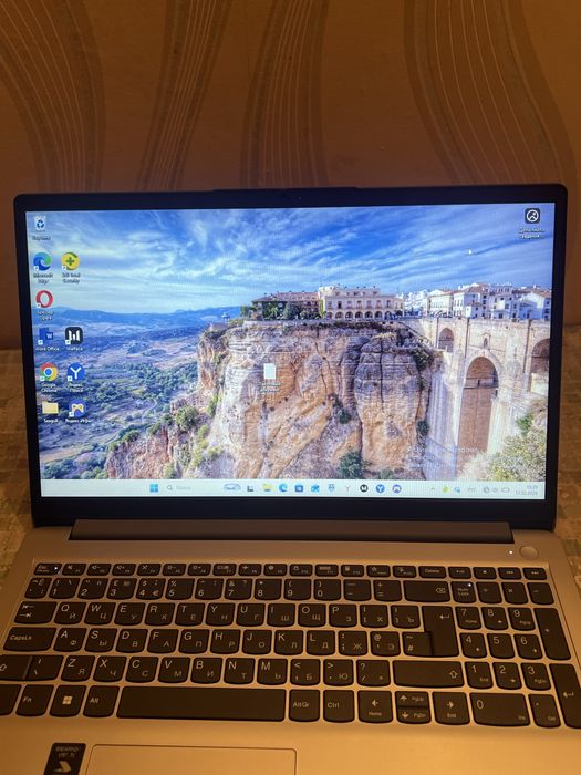 Срочна продам Lenovo