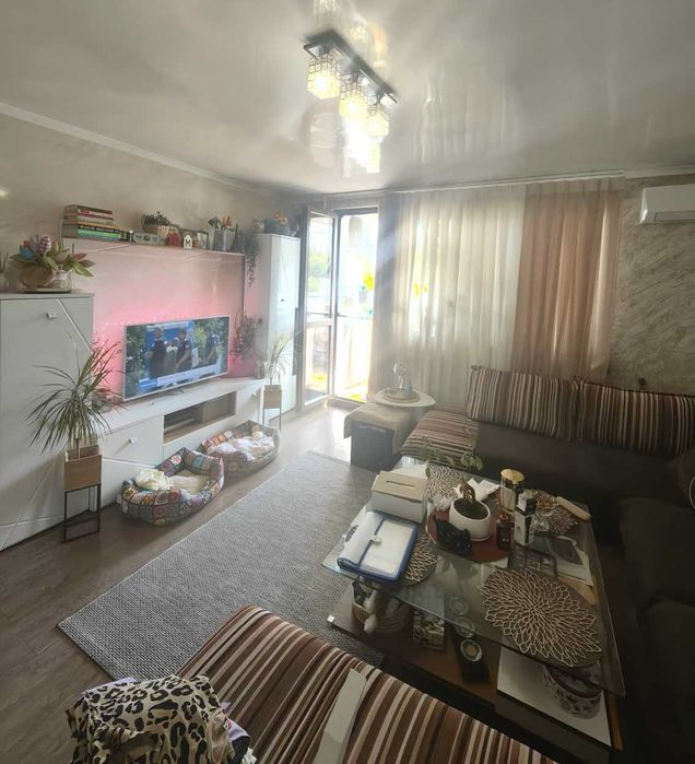 Дава се под наем Многостаен апартамент в Разград, Център - 100 кв.м за 147900 € - Снимка #4