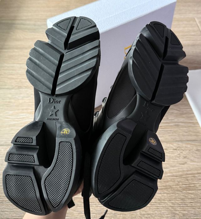 Dior sneakers noi, originali