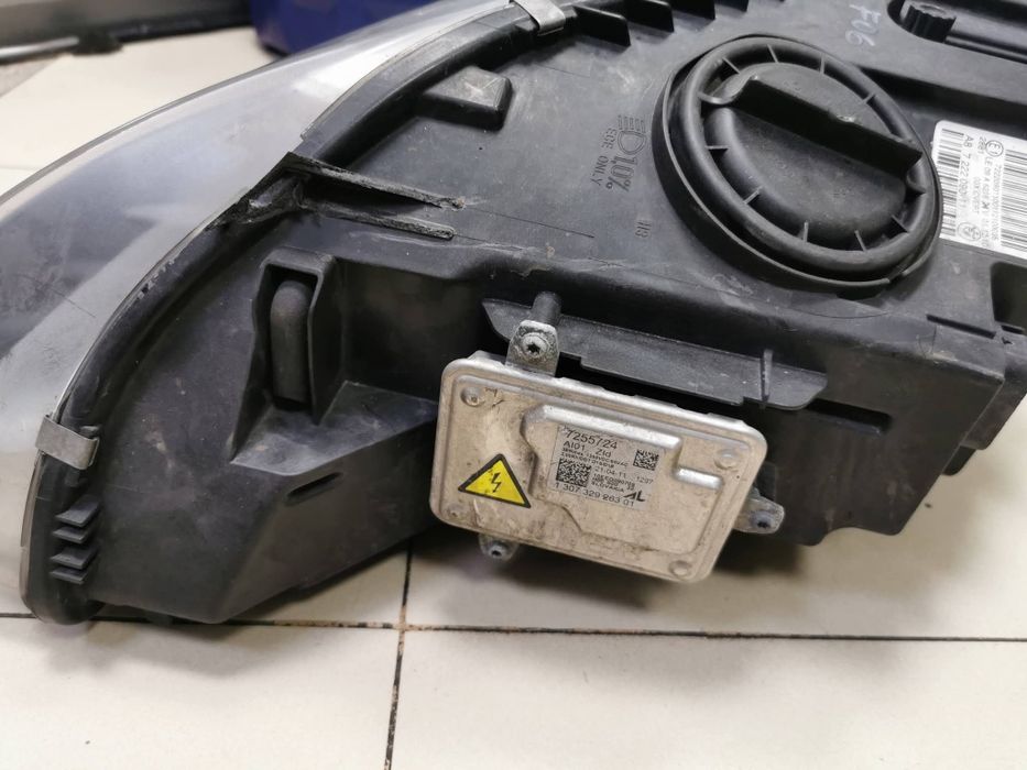 Bmw F12 F13 F06 десен фар ксенон