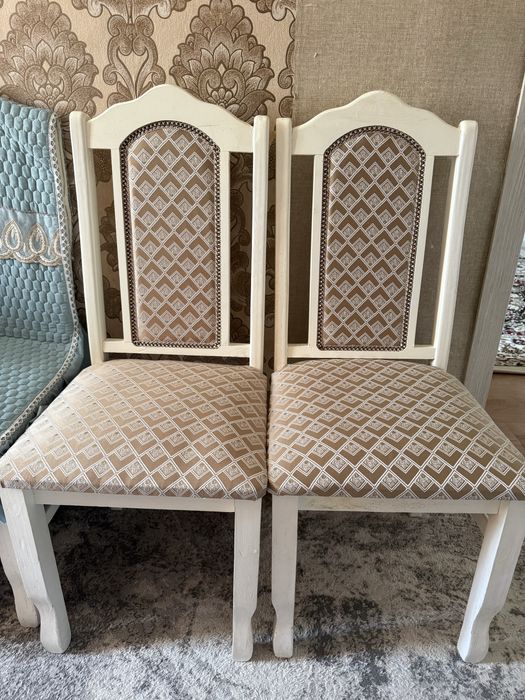 Срочно Продаю стулья