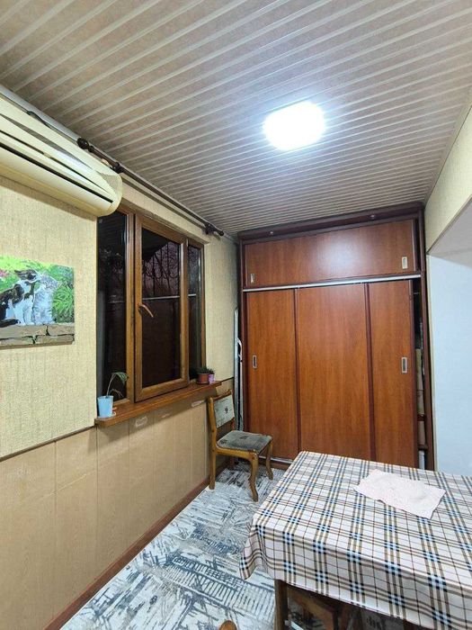 Продаётся 3/2/4 квартира 77 серии мирабадский район