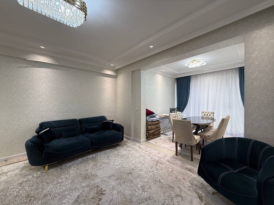 Квартира продается 3/1/14 на жк Zarafshon city